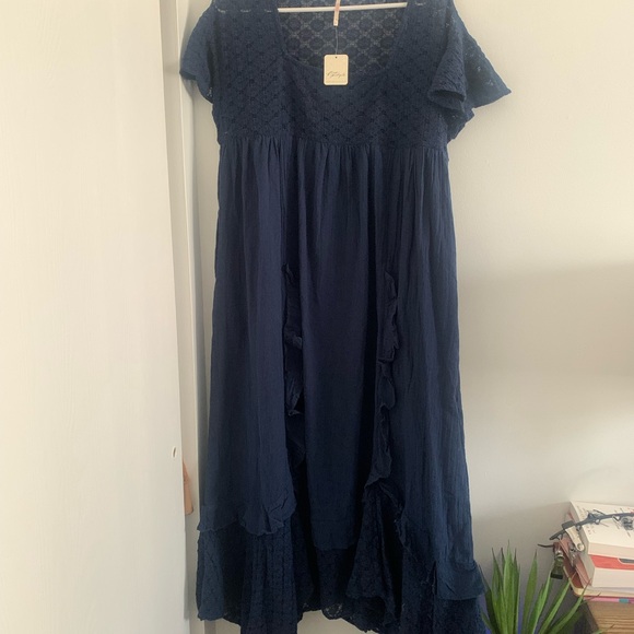 Nwt bring the romance maxi - Picture 3 of 5